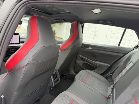 New 2026 Volkswagen GTI SE FWD image 18