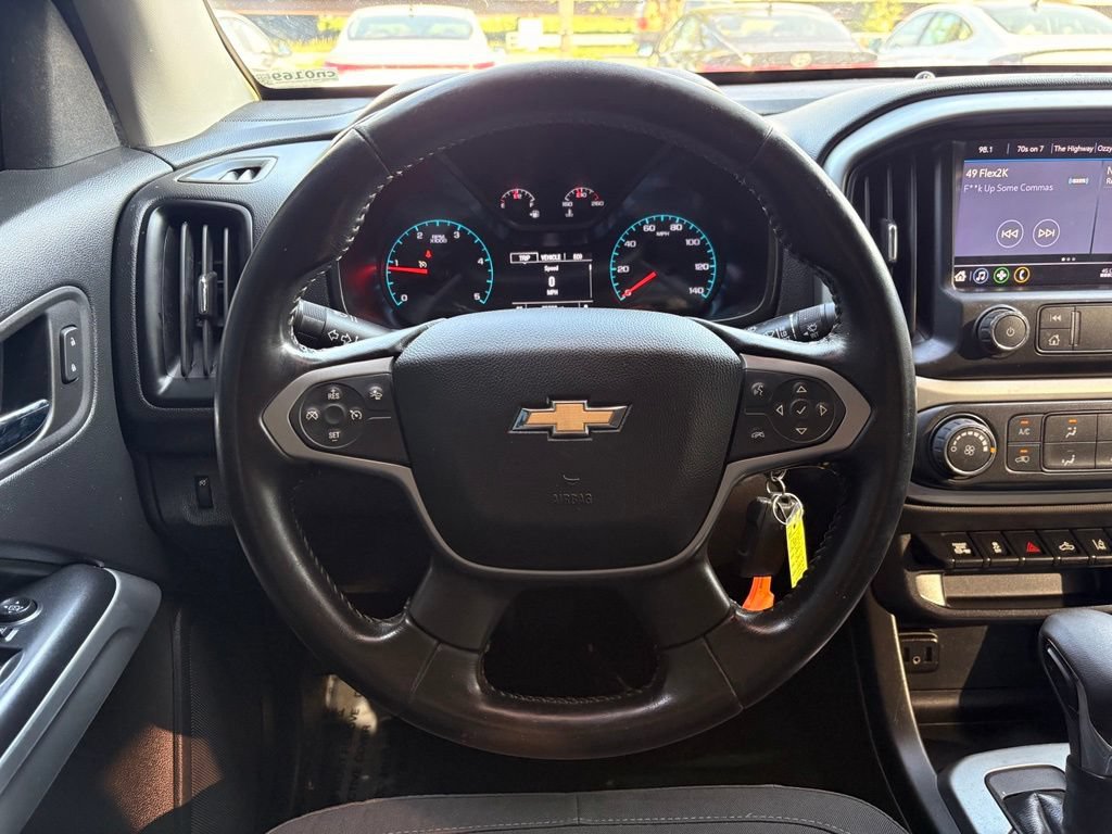 Used 2022 Chevrolet Colorado LT w/ Safety Package RWD image 14