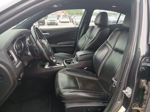Used 2021 Dodge Charger SXT w/ Leather Interior Group RWD image 30