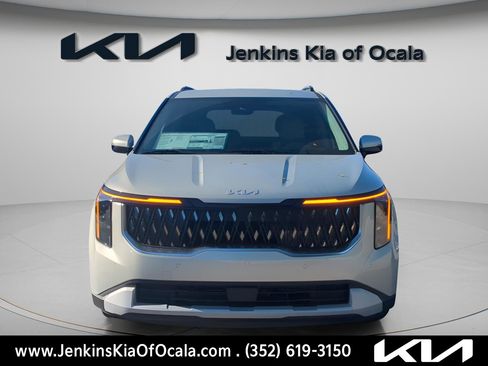 New 2026 Kia Carnival EX image 7