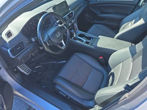 Used 2020 Honda Accord Sport image 10
