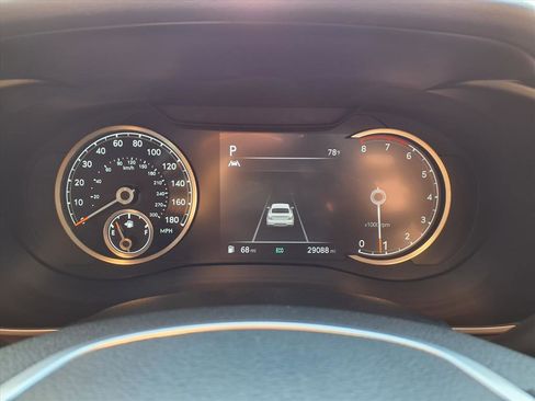 Used 2023 Genesis G70 2.0T image 21