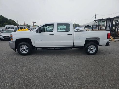Used 2018 Chevrolet Silverado 2500 W/T RWD image 5