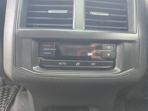 Used 2022 Volkswagen Atlas SE image 14