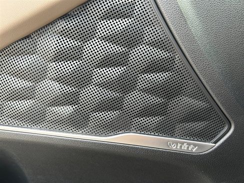 Used 2020 Hyundai Santa Fe SEL w/ Convenience Package FWD image 15