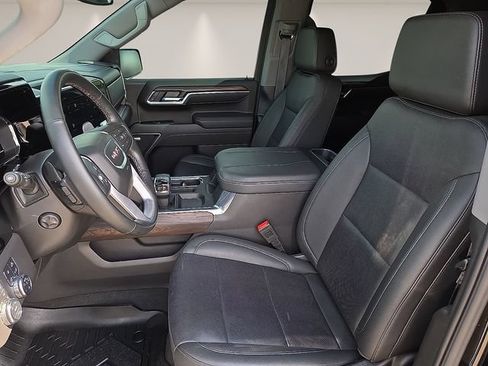 Used 2025 GMC Sierra 1500 SLT AWD/4WD image 15