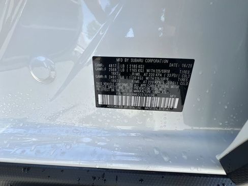 Used 2025 Subaru Crosstrek 2.5i Limited w/ Crosstrek Mirror Package image 34