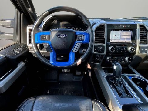 Used 2017 Ford F150 Lariat w/ Equipment Group 502A Luxury AWD/4WD image 8