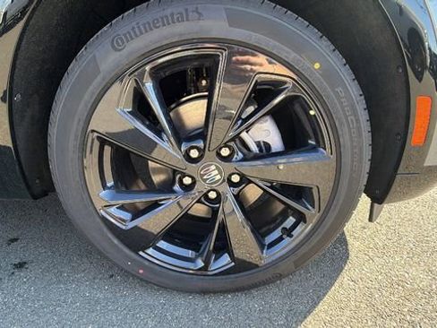 New 2026 Buick Envision Sport Touring AWD/4WD image 9