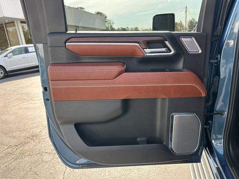 Used 2024 GMC Sierra 2500 Denali Ultimate image 22