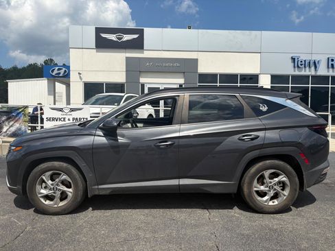 Used 2023 Hyundai Tucson SEL FWD image 4