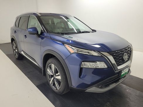 Used 2021 Nissan Rogue SL w/ Premium Package AWD/4WD image 13