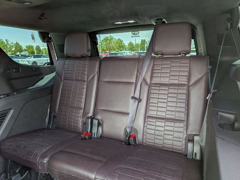 Used 2023 Cadillac Escalade Sport Platinum w/ LPO, ONYX Package AWD/4WD image 35