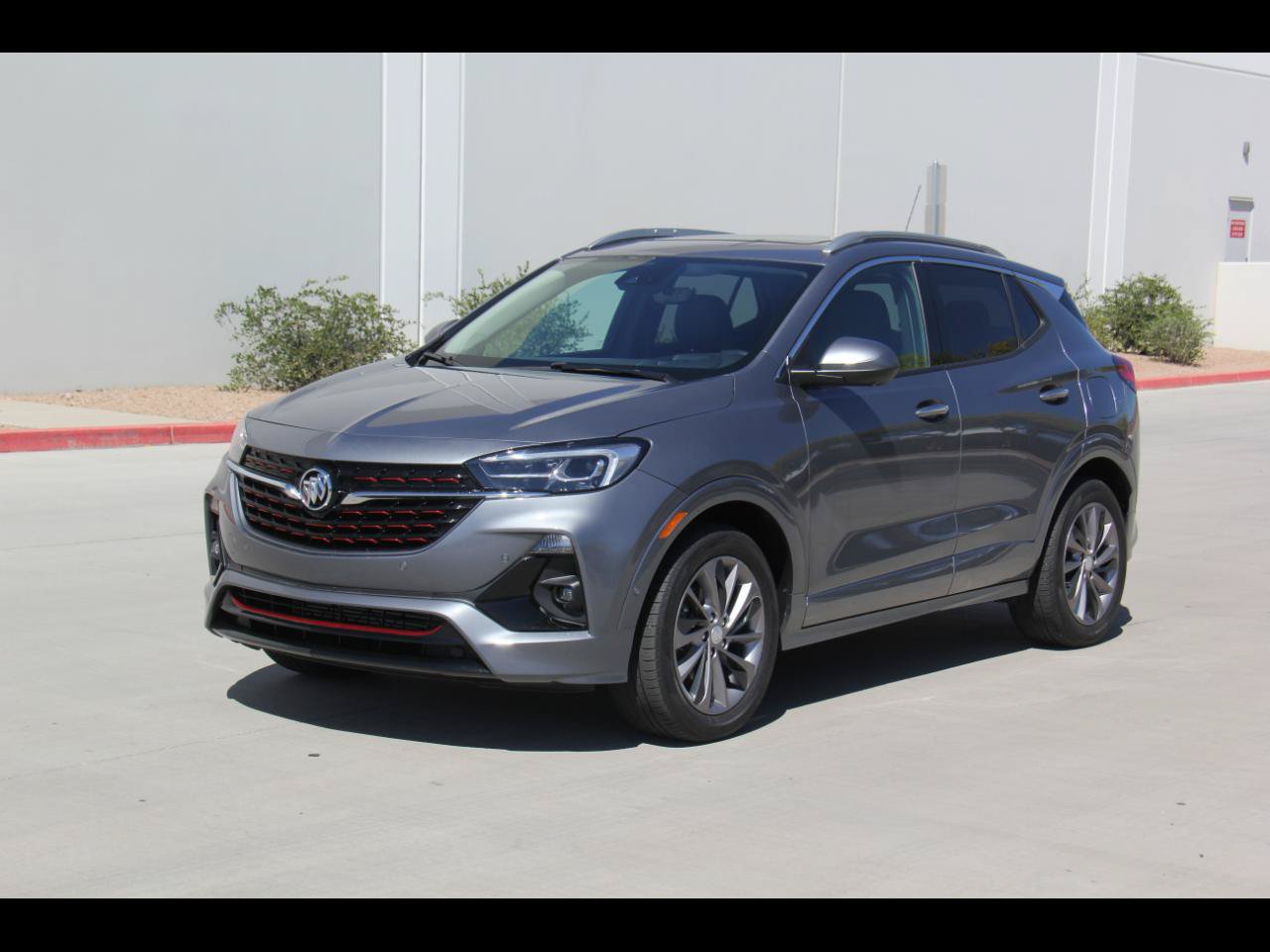 Used 2021 Buick Encore GX Essence w/ Advanced Technology Package AWD/4WD image 1