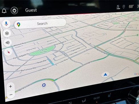 New 2025 GMC Canyon Elevation w/ Convenience Package image 21