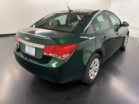 Used 2014 Chevrolet Cruze LS FWD image 9