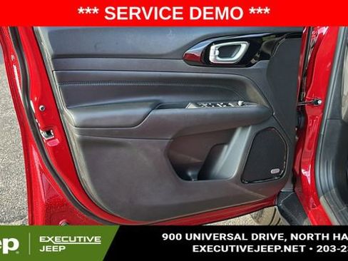 New 2025 Jeep Compass Limited w/ Sun & Sound Group image 9