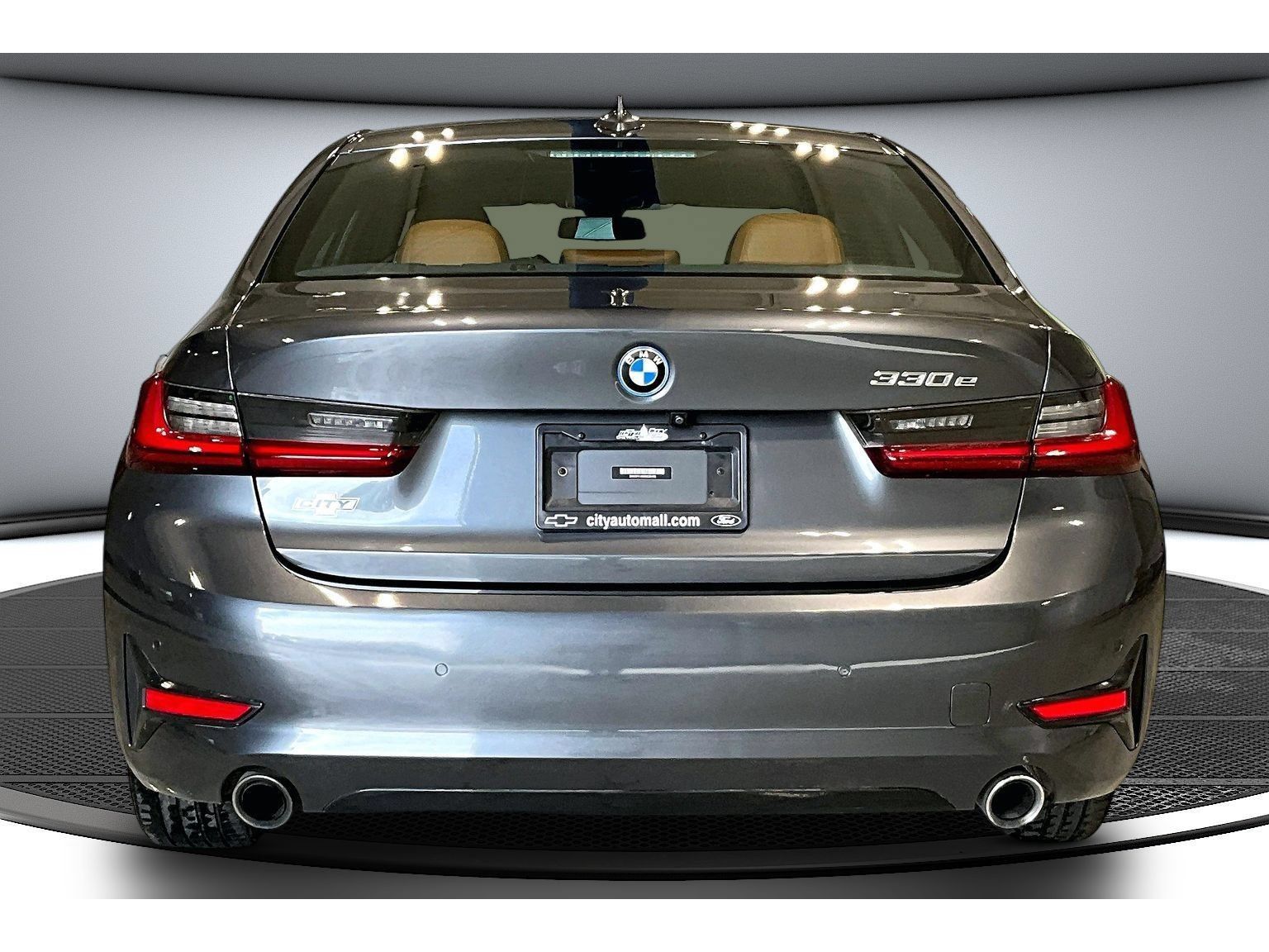 Used 2022 BMW 330e w/ Driving Assistance Package RWD image 6