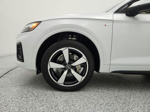Used 2023 Audi Q5 2.0T Premium Plus w/ Premium Plus Package AWD/4WD image 18