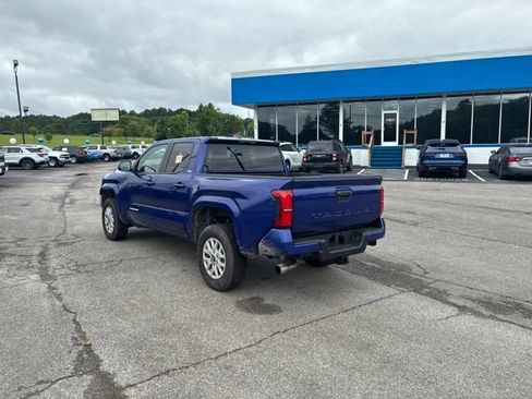 Used 2025 Toyota Tacoma SR5 RWD image 51