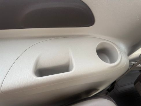 Used 2018 Chrysler Pacifica Touring-L image 45