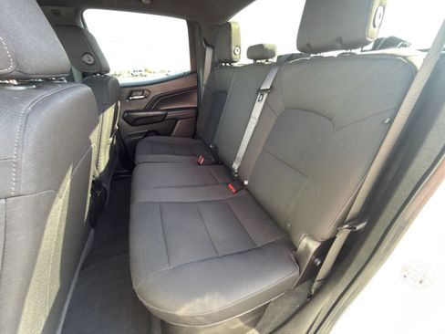 Used 2023 Chevrolet Colorado LT image 15