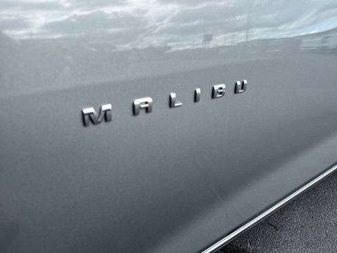 Used 2025 Chevrolet Malibu LT FWD image 33