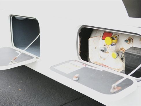 Used 2022 Ford E-450 and Econoline 450 Super Duty w/ Motorhome Prep Package image 8