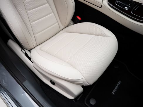 Used 2023 Mercedes-Benz E 350 Sedan image 65