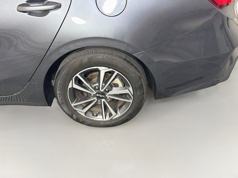 Used 2024 Kia Forte LXS FWD image 11