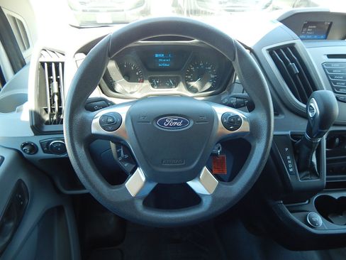 Used 2018 Ford Transit 150 130 Low Roof RWD image 21