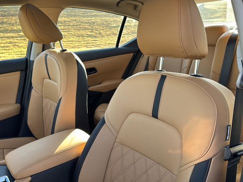 New 2025 Nissan Sentra SV w/ SV Premium Package image 26