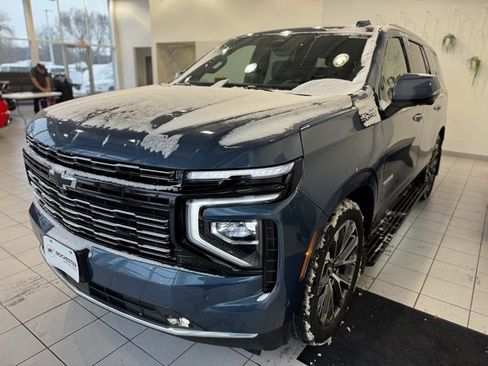 Used 2025 Chevrolet Tahoe High Country image 34