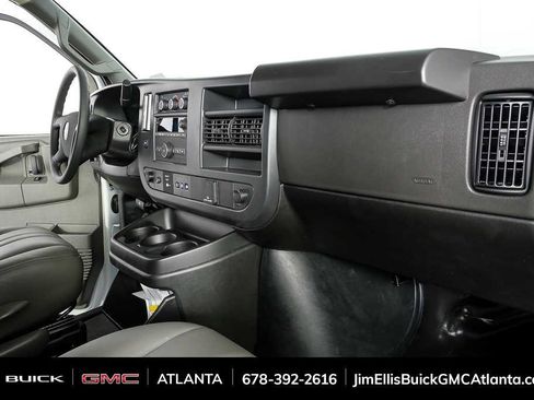 New 2025 GMC Savana 2500 w/ Driver Convenience Package RWD image 17