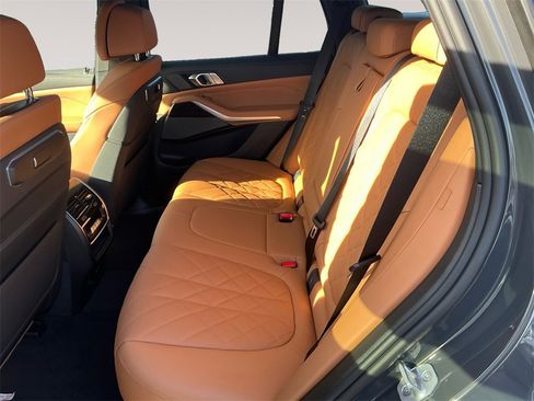 New 2026 BMW X5 xDrive40i w/ M Sport Package image 13