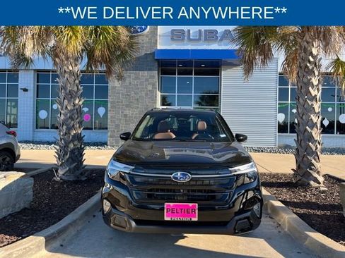 Used 2025 Subaru Forester Touring image 2