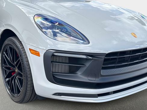 Used 2022 Porsche Macan GTS image 9