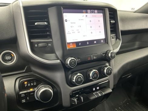 Used 2022 RAM 2500 Big Horn w/ Safety Group B image 9