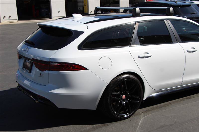 Used 2018 Jaguar XF S AWD/4WD image 9