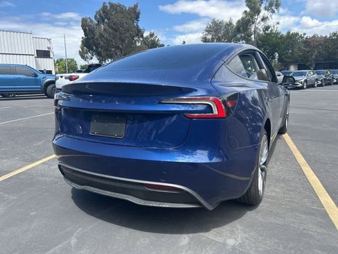 Used 2025 Tesla Model 3 Long Range RWD image 3