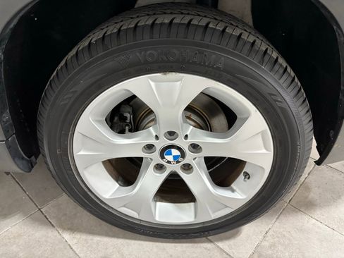 Used 2015 BMW X1 sDrive28i image 11