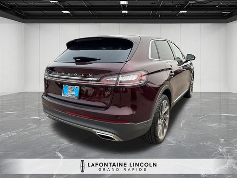 Certified 2023 Lincoln Nautilus Reserve w/ Equipment Group 202A AWD/4WD image 5