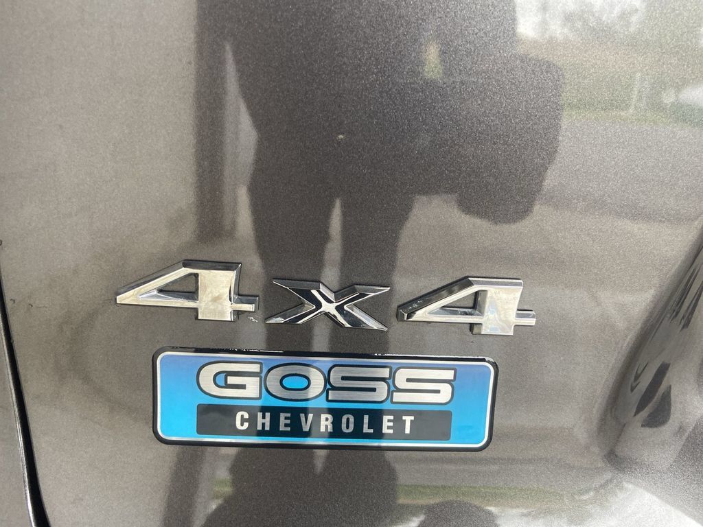 Used 2019 Jeep Cherokee Limited AWD/4WD image 32