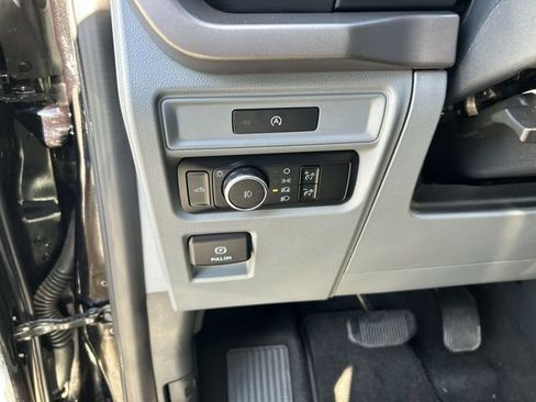 Used 2025 Ford F150 XLT w/ Equipment Group 301A Standard AWD/4WD image 17