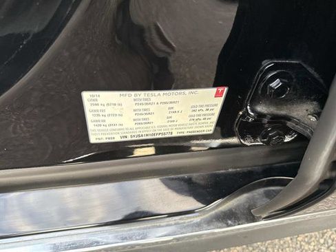Used 2014 Tesla Model S P85 image 21