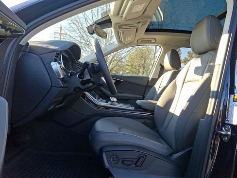 Used 2025 Audi Q7 2.0T Premium Plus w/ Premium Plus Package image 13