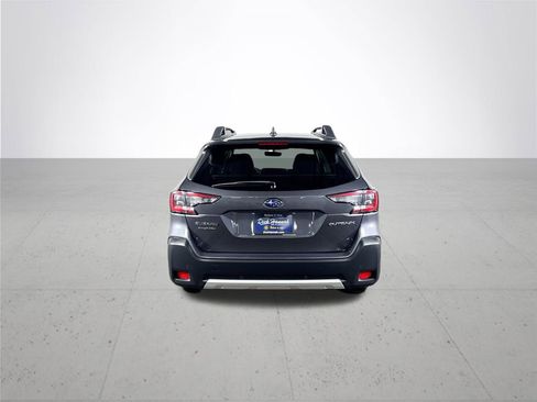 Used 2023 Subaru Outback Limited AWD/4WD image 7