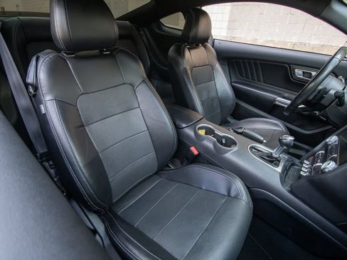 Used 2022 Ford Mustang GT Premium w/ Black Accent Package RWD image 18