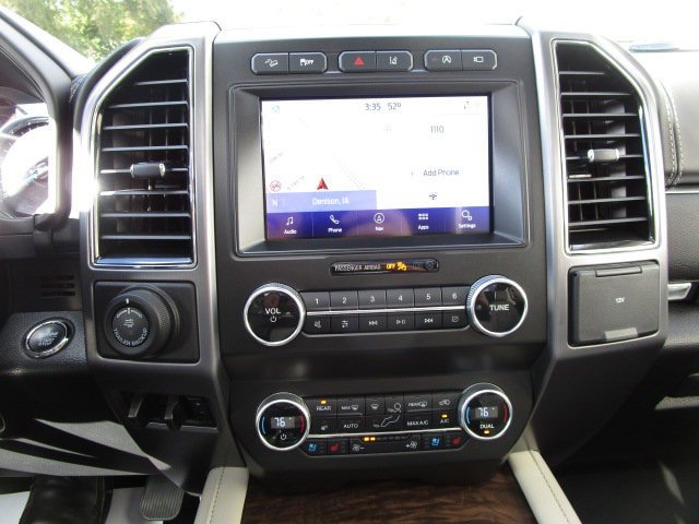 Used 2021 Ford Expedition Platinum AWD/4WD image 16