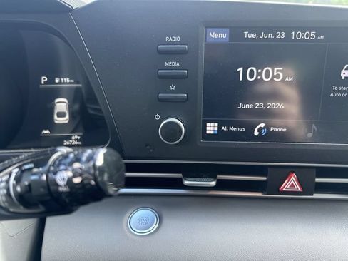 Used 2023 Hyundai Elantra SEL FWD image 14
